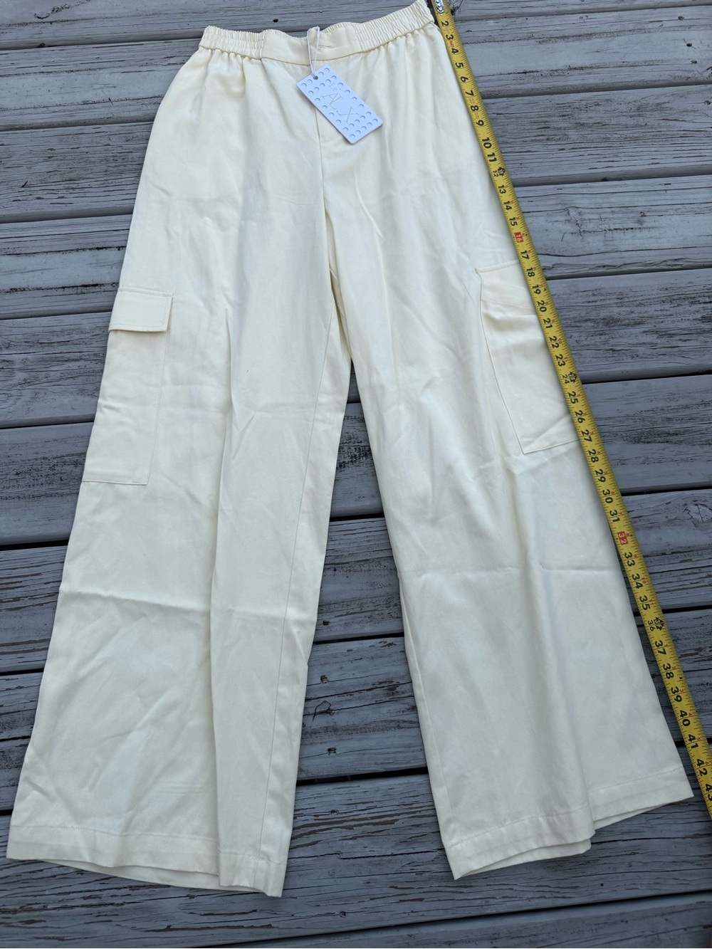 Le AL.X NWT Light Yellow Wide-Leg Utility Cargo PantsS